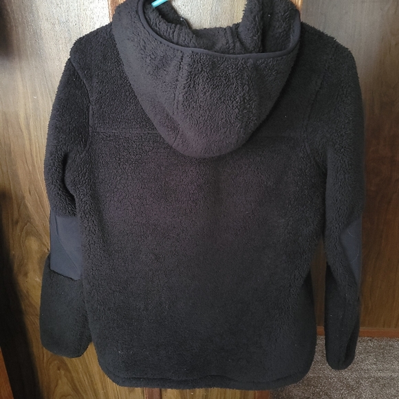 North Face Women's Pullover Sherpa - Picture 2 of 5